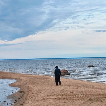 Апрель