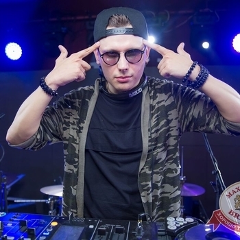 Dj Mikis