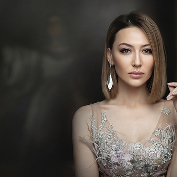 Lola Yuldasheva
