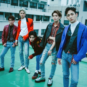 샤이니 (Shinee)