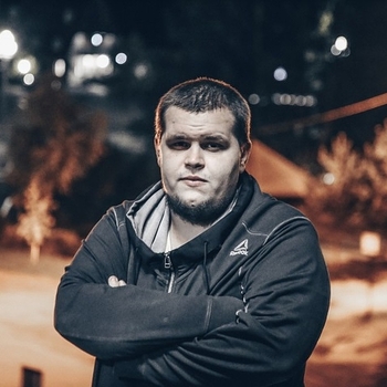 Любит хулигана