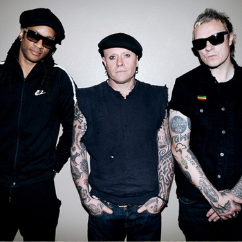 Everybody In The Place (Electro Remix)