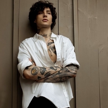 Dominator (Божественная комедия 2022)