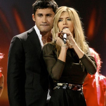 Лепестками слёз