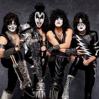 I Love It Loud (1982)