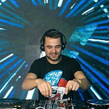 Scream for DJ